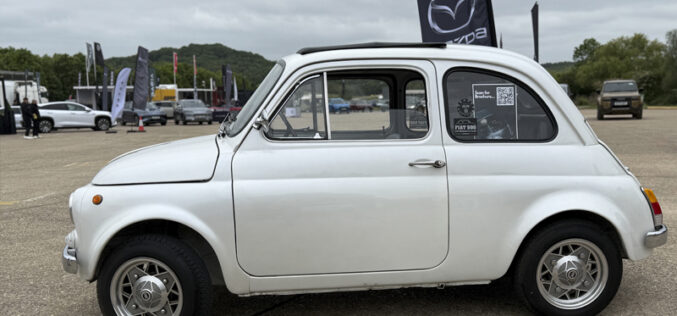 REVIEW: Classic Fiat 500e – A Tiny Italian Bundle of Fun Rebooted by Silent Classics